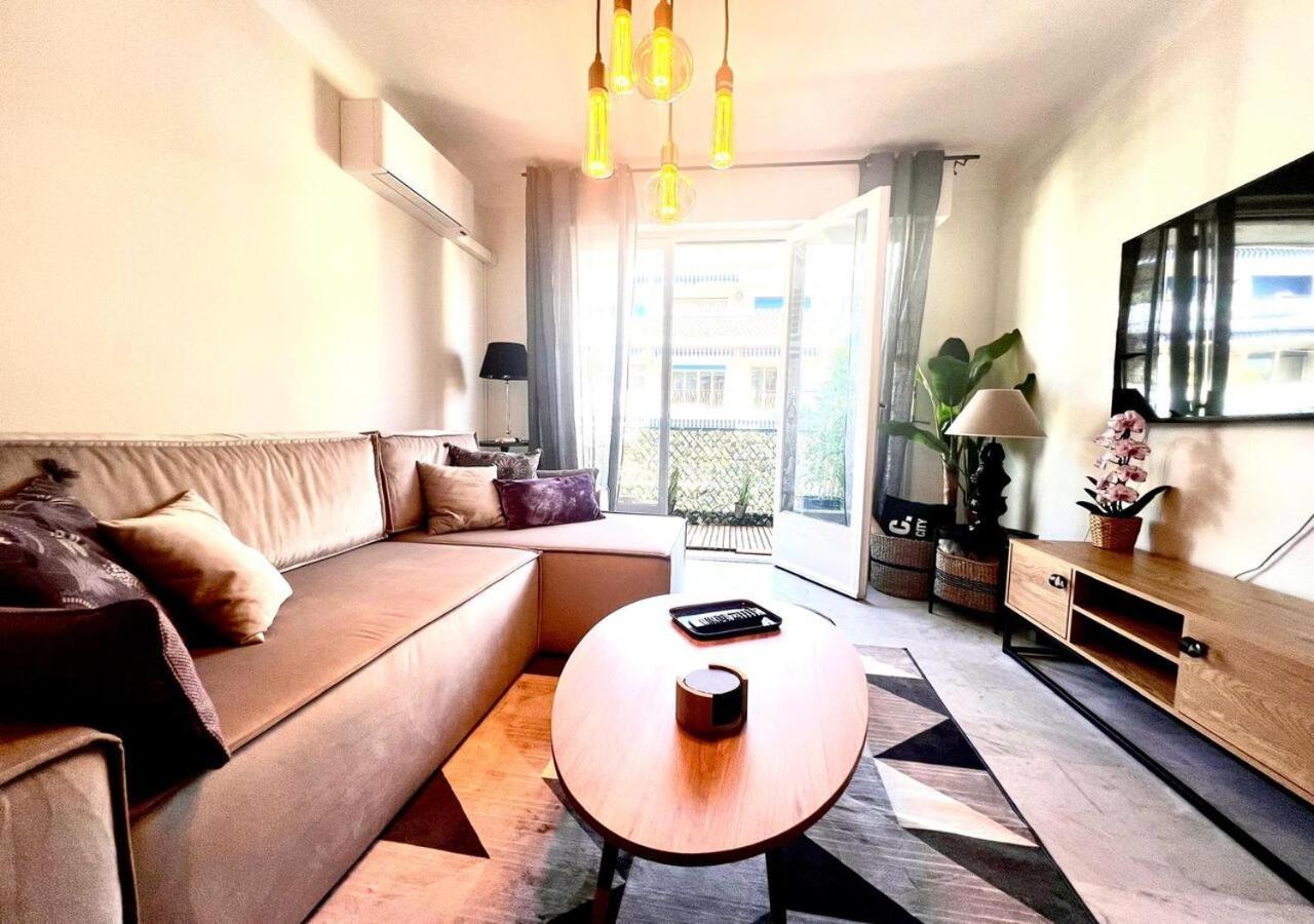 T2 Le Sunscene-parking-clim-terrasses-centre- Capitalchic Services Appartement