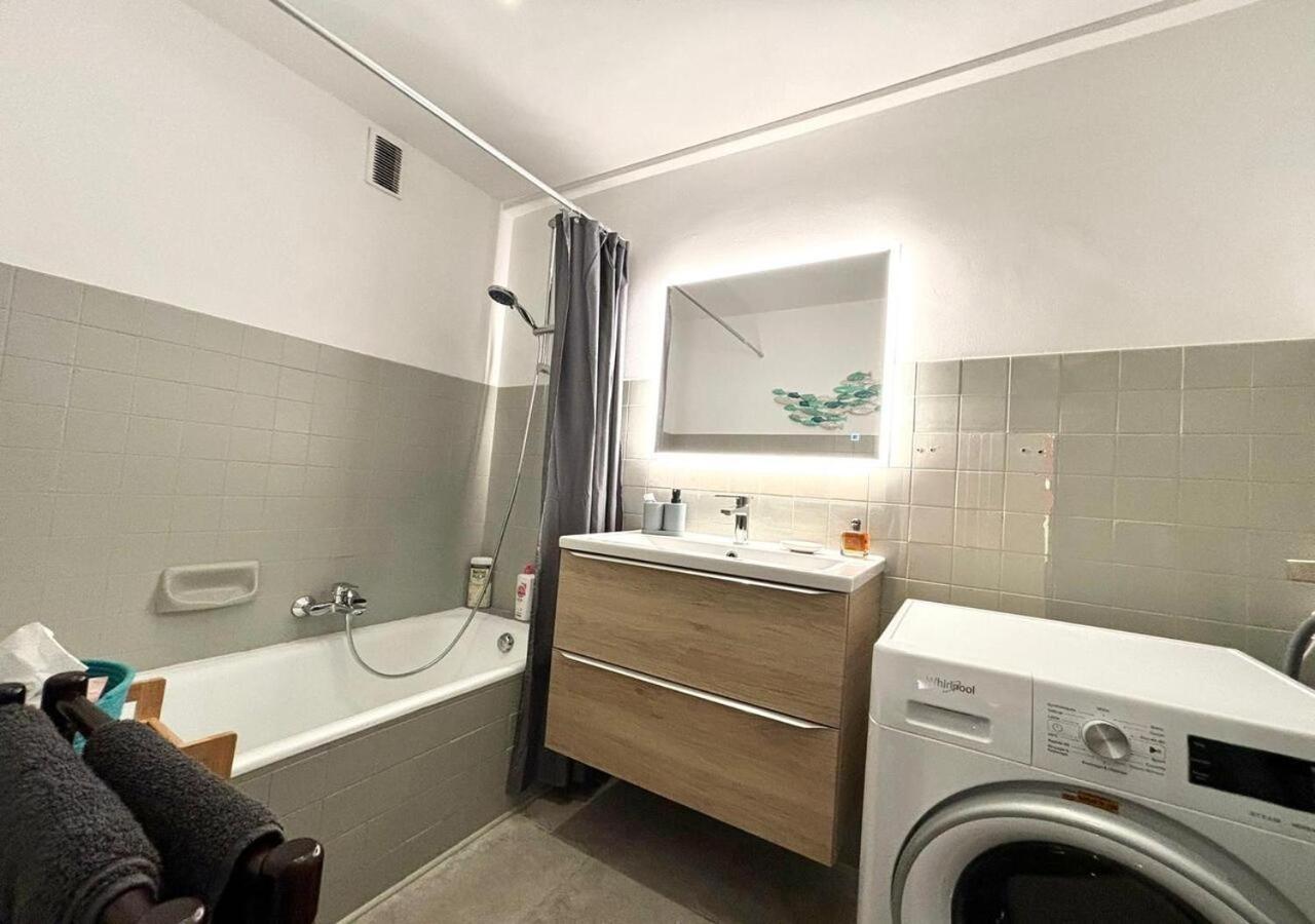 T2 Le Sunscene-parking-clim-terrasses-centre- Capitalchic Services Appartamento